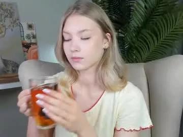 Eternity_cuite webcams show profile image 