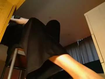 eve_nevertamed from Chaturbate