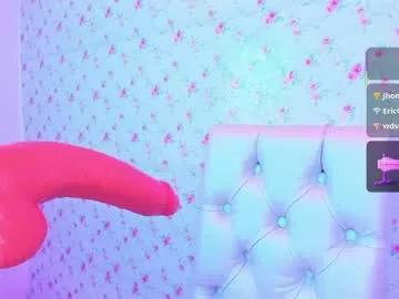 evelinn_belen from Chaturbate