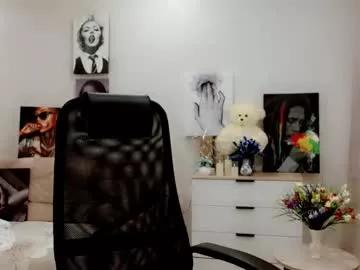 evelove33 from Chaturbate