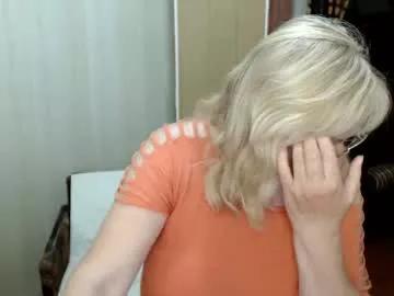 evelynloveshy from Chaturbate