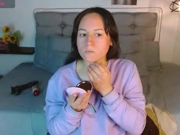eymmy_24 from Chaturbate