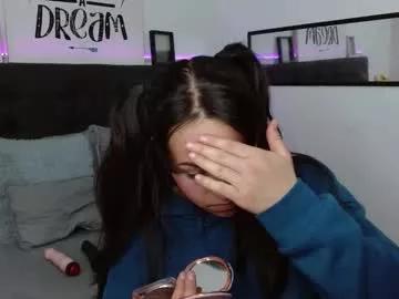 eymmy_24 from Chaturbate