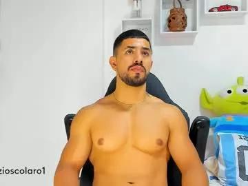 ezzio_scolaro from Chaturbate