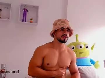 ezzio_scolaro from Chaturbate