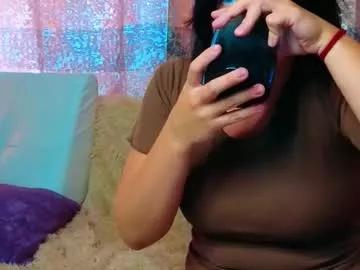 Feelmyvibebaby webcams show profile image 