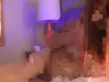 fifijames from Chaturbate