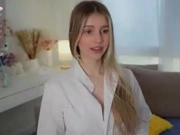 fluffy_angel from Chaturbate