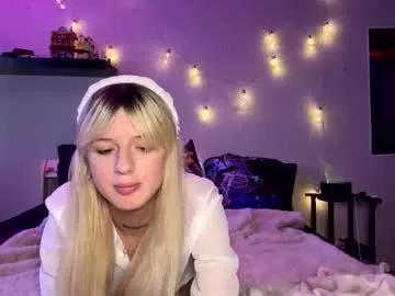 Fluffy_delle webcams show profile image 