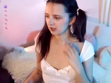fluffy_waffles from Chaturbate