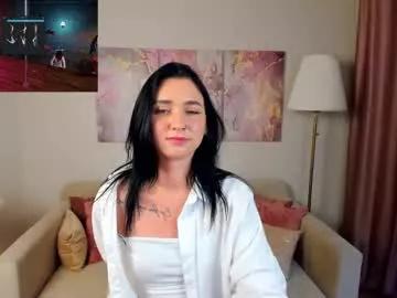 flufyfoxx from Chaturbate