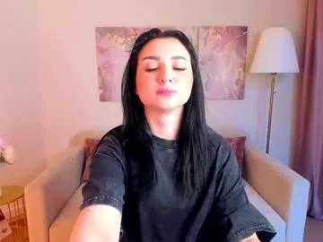 flufyfoxx from Chaturbate