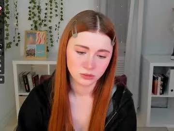 Freckle_diyana webcams show profile image 
