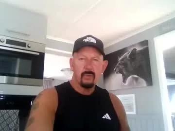 friskyneedsum from Chaturbate is Freechat