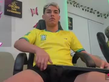 garrett_collins from Chaturbate
