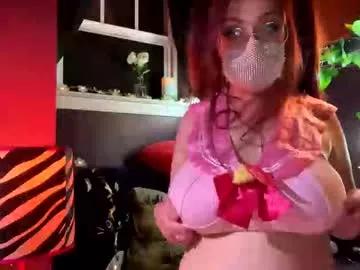 geekundercoverr from Chaturbate