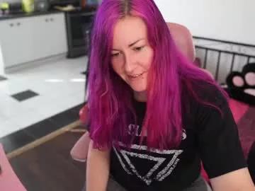gennyrock from Chaturbate