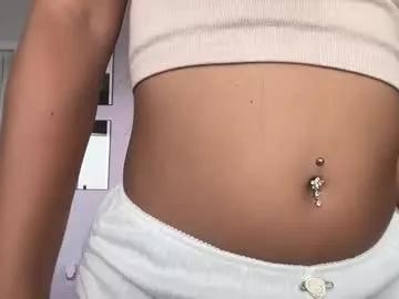 gigglygianni model from Chaturbate