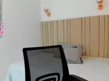 giiiia_ from Chaturbate