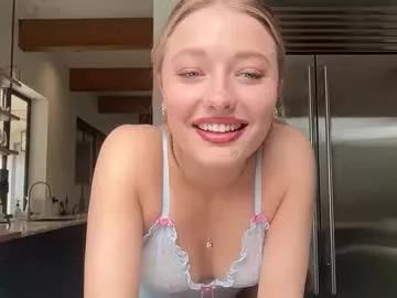Giselleflexible webcams show profile image 