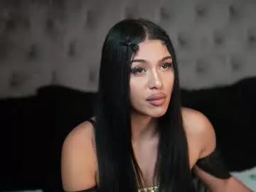Giuliasya webcams show profile image 