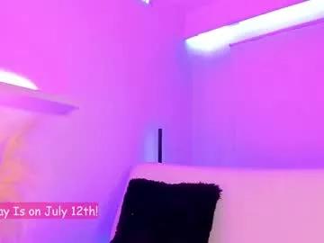 gloomydoll from Chaturbate
