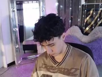 gojo_satoru_18 from Chaturbate