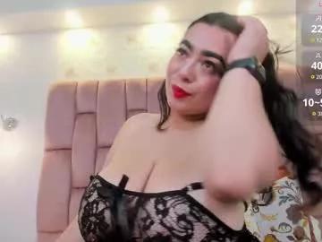 Explore our live girls sluts from our Custom and Multi clubs and checkout exclusive access to highly interactive content, such as shape, hair, titties, pussy type and many more.