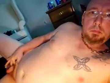 guygettingdicksucked from Chaturbate