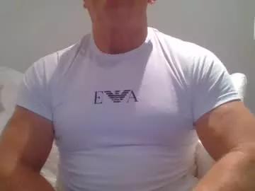 gymguyuk28 from Chaturbate