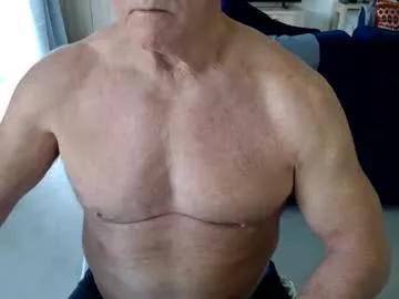 gymguyuk28 from Chaturbate