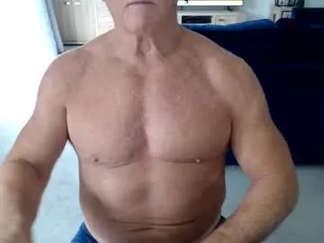 gymguyuk28 from Chaturbate