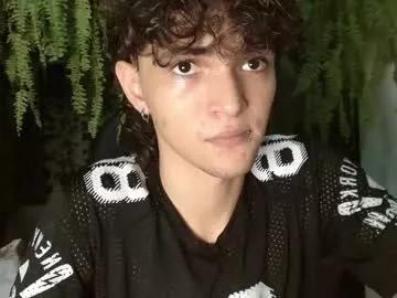 halan_jr from Chaturbate