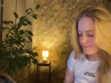 hannah_levis_ from Chaturbate
