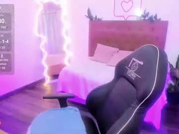 hanni_tay from Chaturbate