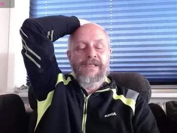 Hardmrlazy webcams show profile image 