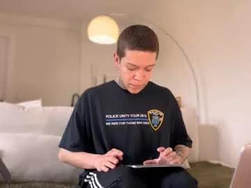 harry_jen from Chaturbate