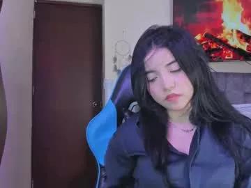 helenbunny_ from Chaturbate