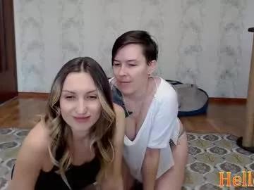 helldollz from Chaturbate