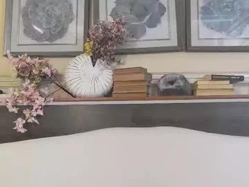 hellendesire from Chaturbate