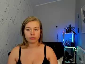 holly_bb95 from Chaturbate