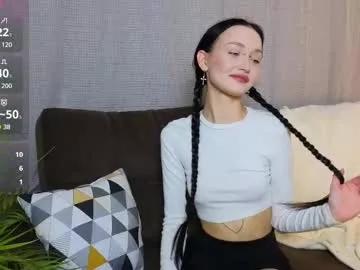 holly_berryy_ from Chaturbate