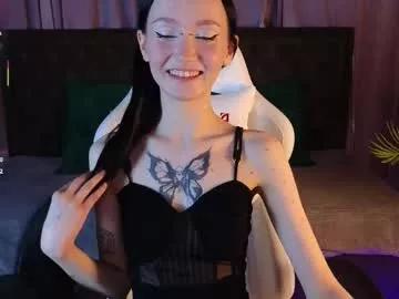 holly_berryy_ from Chaturbate