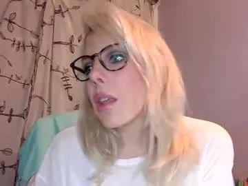 holly_bourbon from Chaturbate