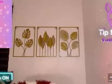 hollydickxxx from Chaturbate