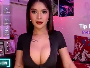 hollydickxxx from Chaturbate