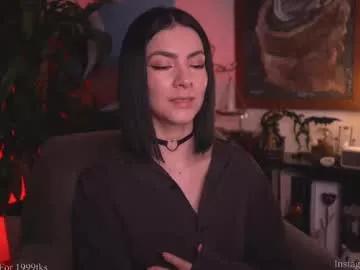 hollylinder_ from Chaturbate