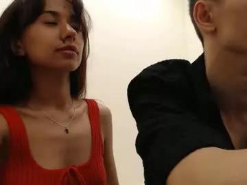 hollymodels from Chaturbate