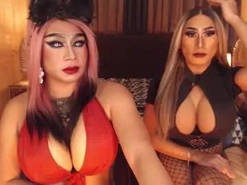 Explore our live girls sluts from our Custom and Multi clubs and checkout exclusive access to highly interactive content, such as shape, hair, titties, pussy type and many more.