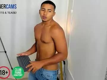 Photos of hot_versx_ from Chaturbate is Freechat